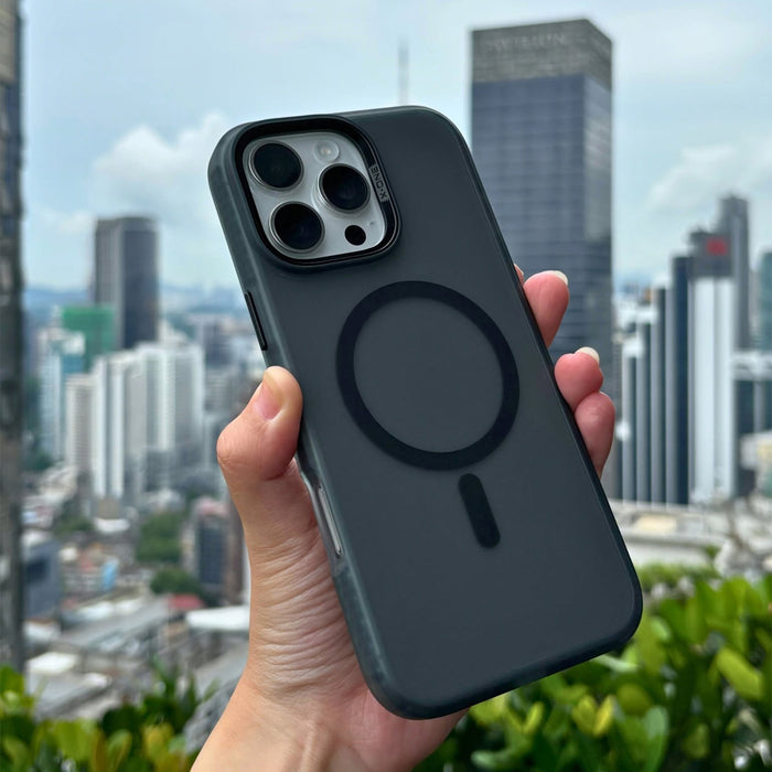 Carcasa DropGuard 2.0 Frost Magnetic iPhone 16 Serie